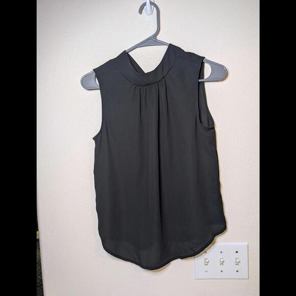 GUC Who What Wear Sleeveless Blouse - Women's Size S - Elegant Black Top - Picture 1 of 6